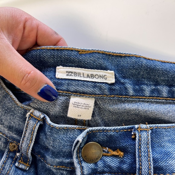 Billabong (27) High Rise Cut Off Denim Shorts Blue - Picture 6 of 9